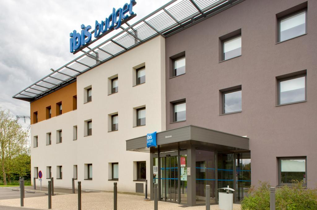 Ibis Budget Montceau Les Mines Hotel Exterior foto