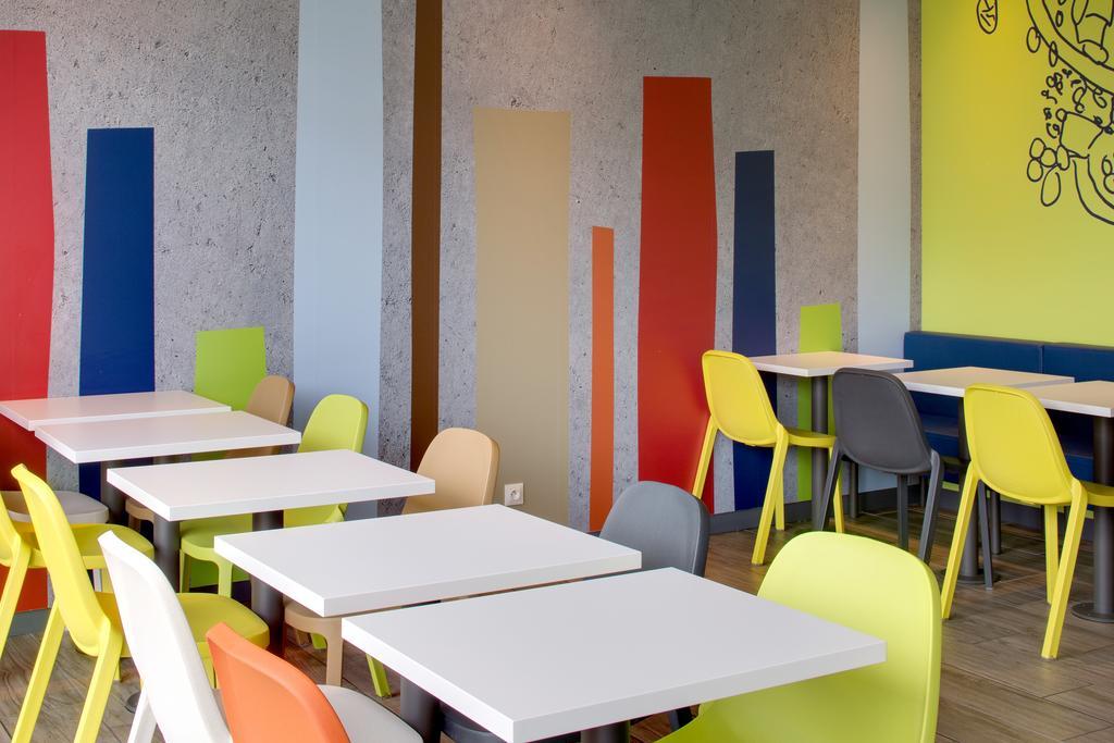Ibis Budget Montceau Les Mines Montceau-les-Mines Exterior foto